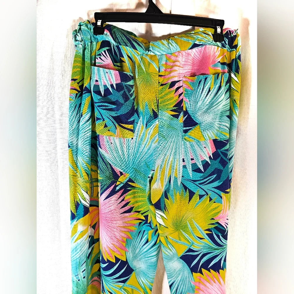 Kate Park XL Tropical Linen Blend Capri Pants - Picture 5 of 7